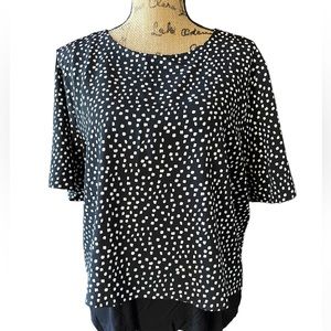 Ann Taylor XL Black and White Layered Short Sleeved Top